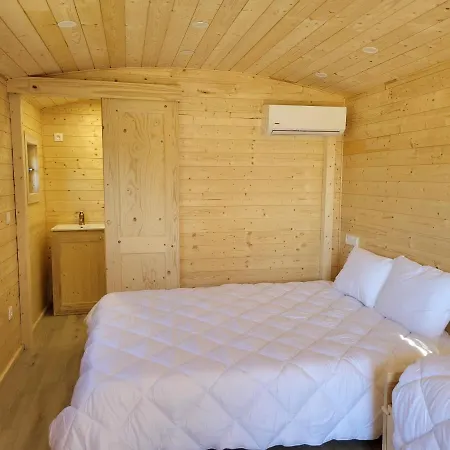 Roulotte A Sapharey مكان تخييم Sarrazac (Dordogne)