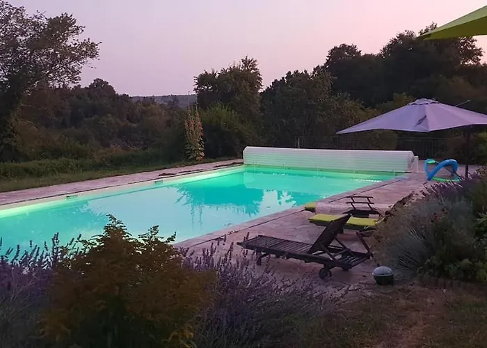 Camping Roulotte A Sapharey Sarrazac (Dordogne)